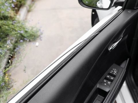 BYD e3 — China electric EV for export — photo 12