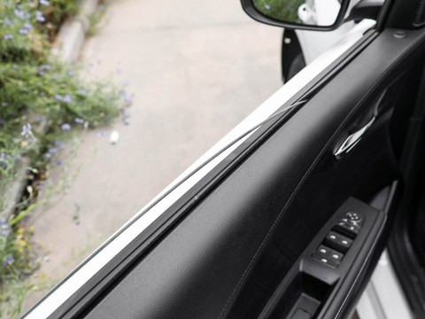 BYD e3 — China electric EV for export — photo 12