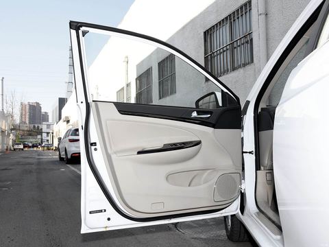 BYD e5 — China electric EV for export — photo 16