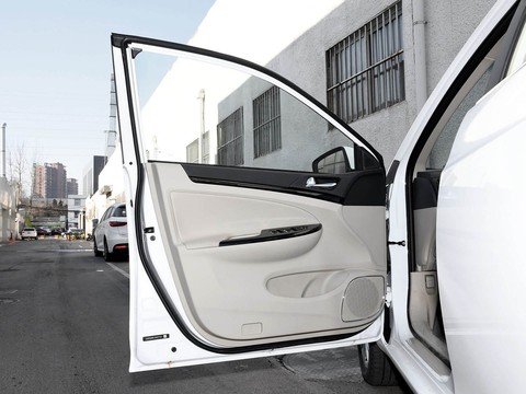 BYD e5 — China electric EV for export — photo 16