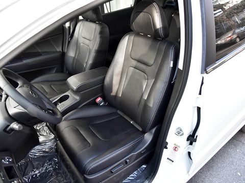 BYD e6 — China electric EV for export — photo 10
