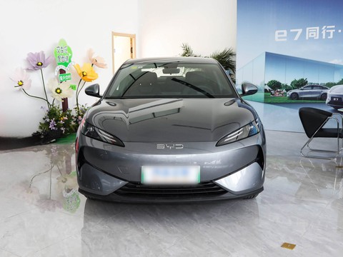 BYD e7 — China electric EV for export — photo 2