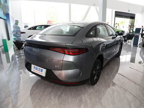 BYD e7 — China electric EV for export — photo 7
