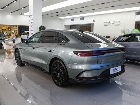 BYD Han — China electric EV for export — photo 5