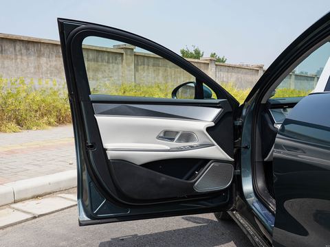 BYD HanL — China electric EV for export — photo 11