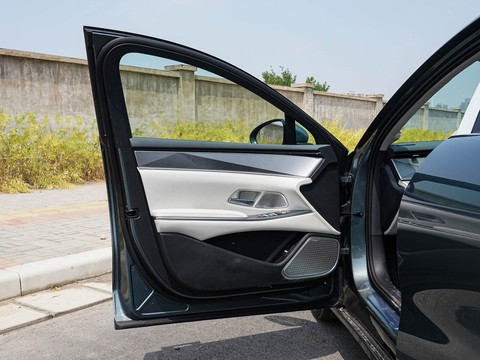 BYD HanL — China electric EV for export — photo 11