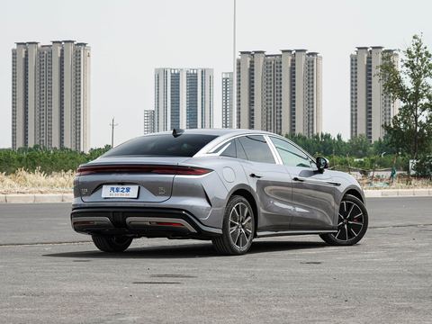 BYD HanL — China electric EV for export — photo 7