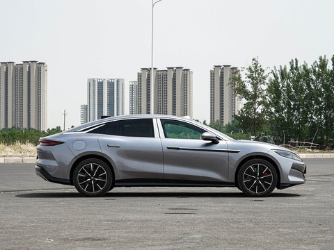 BYD HanL — China electric EV for export — photo 8