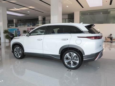 BYD Frigate 07 — China plug-in hybrid EV for export — photo 4