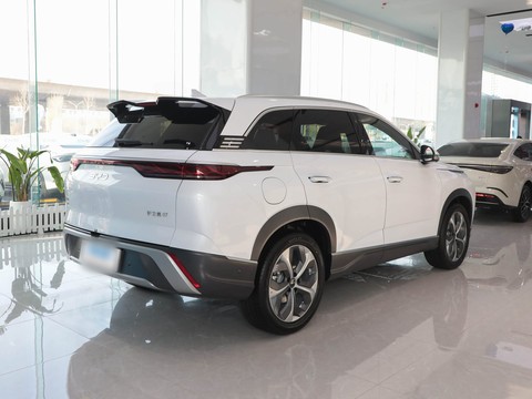 BYD Frigate 07 — China plug-in hybrid EV for export — photo 7