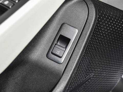 BYD QinL — China electric EV for export — photo 16