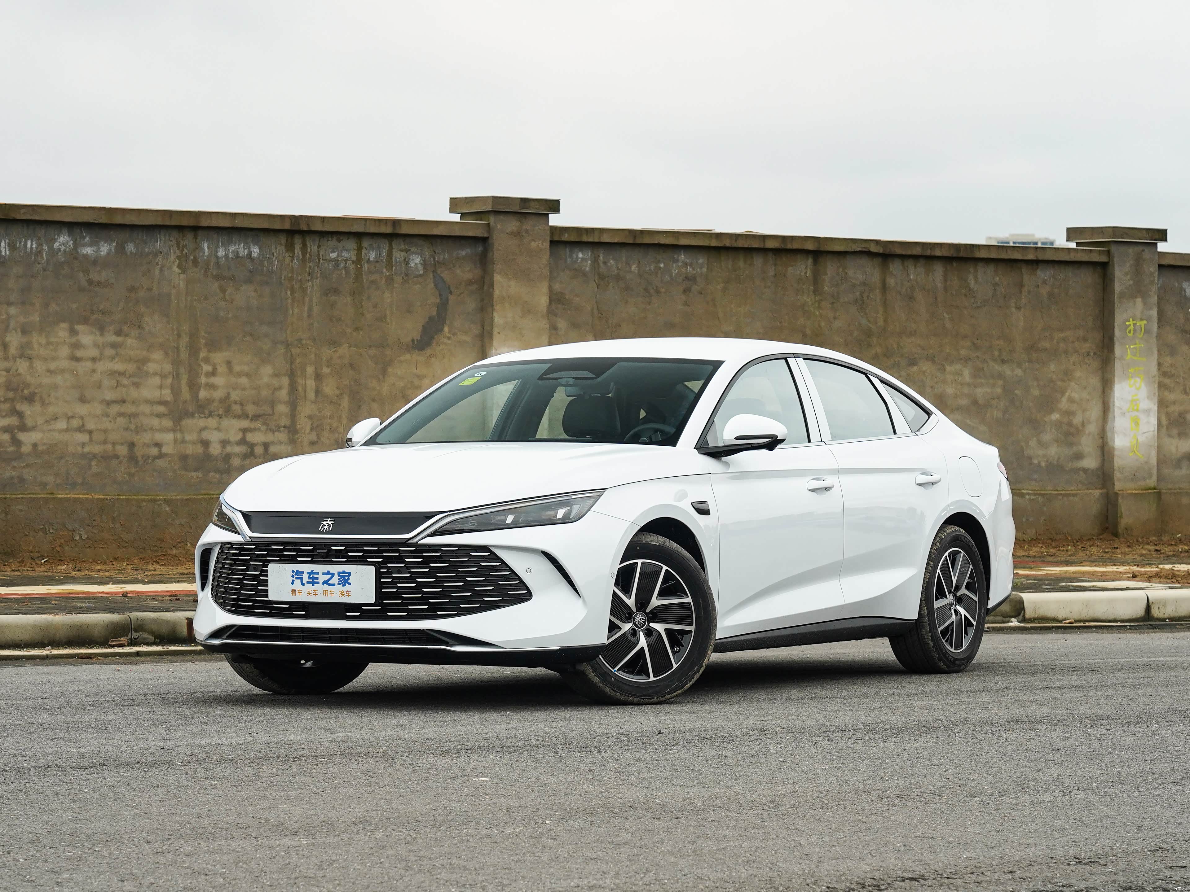 BYD QinL
