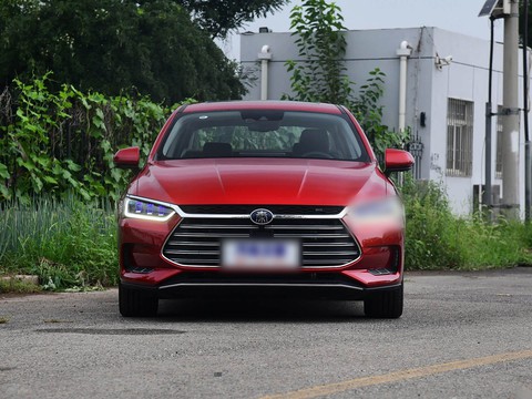 BYD Qin Pro EV — China electric EV for export — photo 2