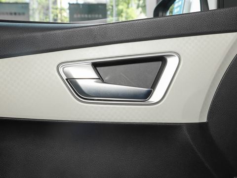 BYD QinXin Neng Yuan — China electric EV for export — photo 5