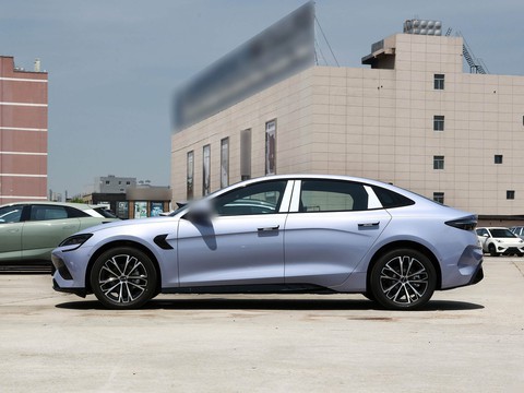 BYD Seal — China electric EV for export — photo 4