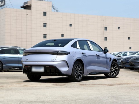 BYD Seal — China electric EV for export — photo 7