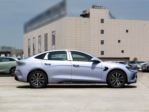 BYD Seal — China electric EV for export — photo 8