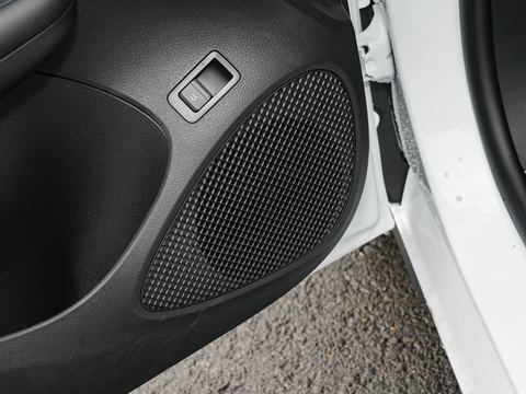 BYD Seal 05 DM-i — China plug-in hybrid EV for export — photo 15