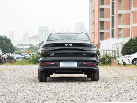 BYD Seal 05 DM-i — China plug-in hybrid EV for export — photo 6