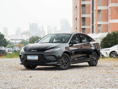 BYD Seal 05 DM-i — China plug-in hybrid EV for export