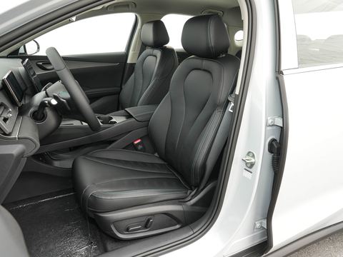 BYD Seal 06 — China electric EV for export — photo 10