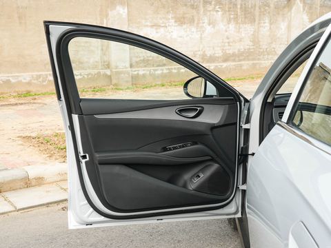 BYD Seal 06 — China electric EV for export — photo 11