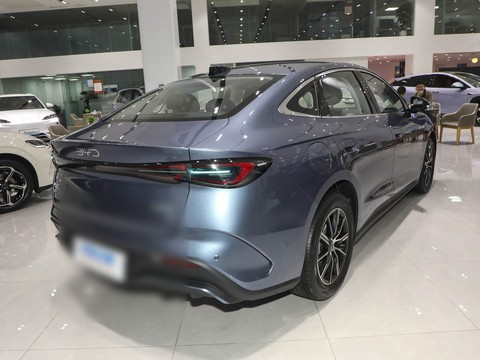 BYD Seal 06 — China electric EV for export — photo 7