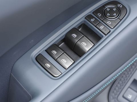 BYD Seal06 DM-iLv Xing Ban — China plug-in hybrid EV for export — photo 14