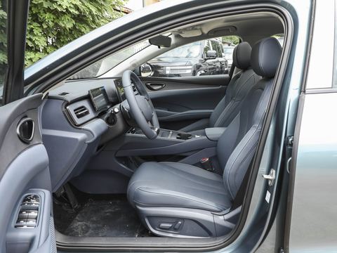 BYD Seal06 DM-iLv Xing Ban — China plug-in hybrid EV for export — photo 9