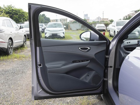 BYD Seal 06GT — China electric EV for export — photo 12