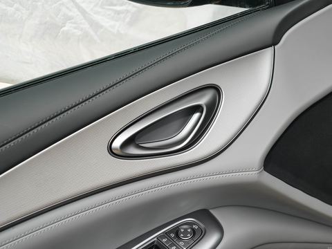 BYD Seal 07 DM-i — China plug-in hybrid EV for export — photo 12