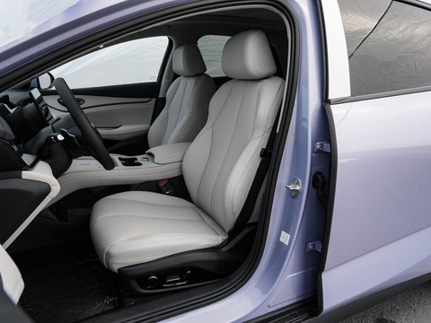 BYD Seal 07 EV — China electric EV for export — photo 10