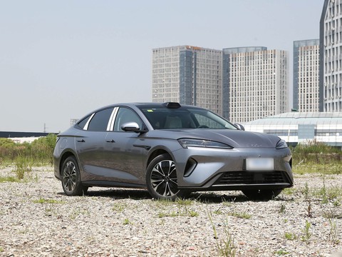 BYD Seal 07 EV — China electric EV for export — photo 3