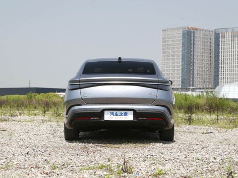 BYD Seal 07 EV — China electric EV for export — photo 6