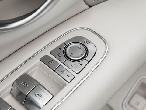 BYD Seal 08 — China electric EV for export — photo 15