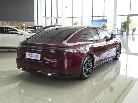 BYD Seal 08 — China electric EV for export — photo 7