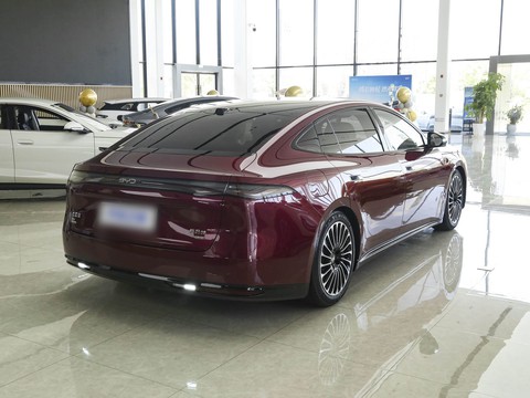 BYD Seal 08 — China electric EV for export — photo 7