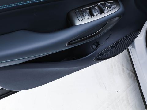 BYD Sealion 05 DM-i — China plug-in hybrid EV for export — photo 16