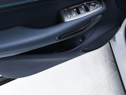 BYD Sealion 05 DM-i — China plug-in hybrid EV for export — photo 16