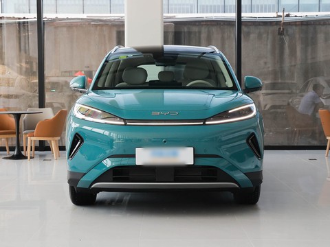 BYD Sealion 05 DM-i — China plug-in hybrid EV for export — photo 2