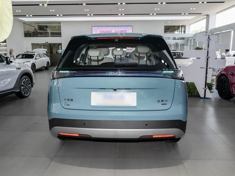 BYD Sealion 05 EV — China electric EV for export — photo 6