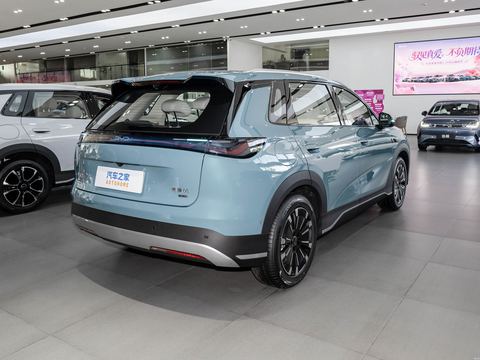 BYD Sealion 05 EV — China electric EV for export — photo 7
