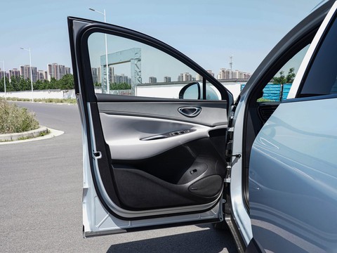 BYD Sealion 06 — China electric EV for export — photo 12