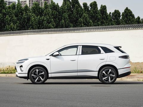 BYD Sealion 06 — China electric EV for export — photo 4