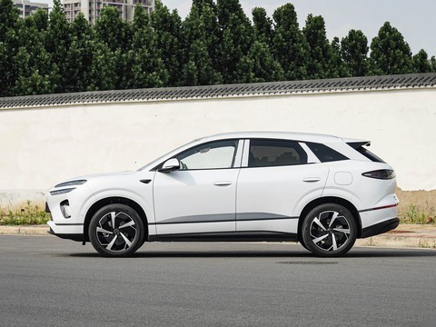 BYD Sealion 06 — China electric EV for export — photo 4
