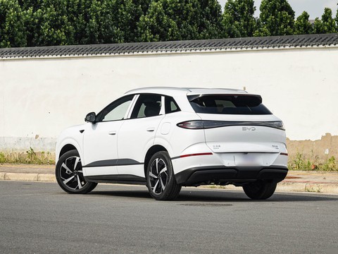 BYD Sealion 06 — China electric EV for export — photo 5