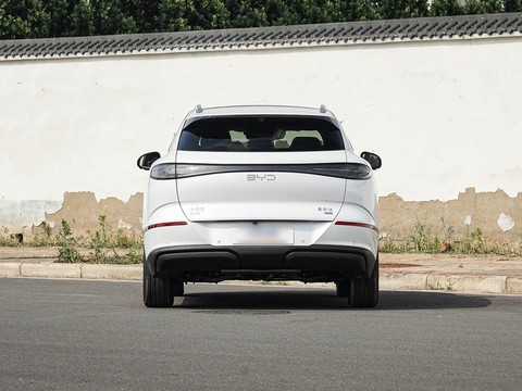 BYD Sealion 06 — China electric EV for export — photo 6