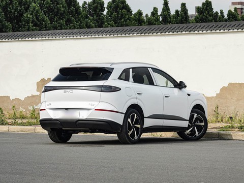 BYD Sealion 06 — China electric EV for export — photo 7