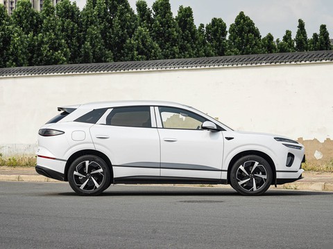 BYD Sealion 06 — China electric EV for export — photo 8