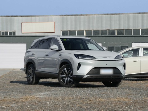 BYD Sealion 07 DM-i — China plug-in hybrid EV for export — photo 3